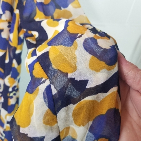 Cabi Lydia floral chiffon blouse - Picture 9 of 9